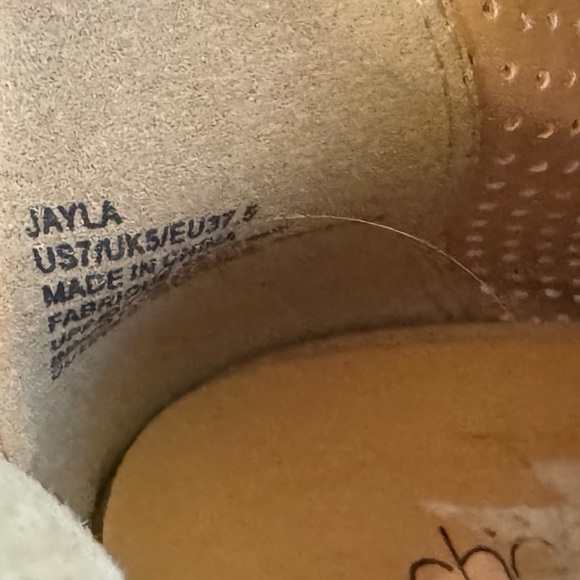 Shoe Dazzle tan peep toe “Jayla” boot ❤️ - Picture 5 of 8